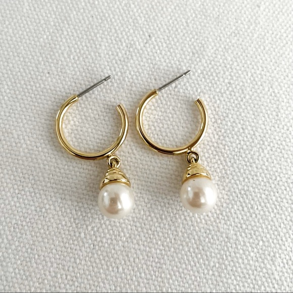 Gold-tone earings x 8 sets ONLY $45 - Picture 9 of 10